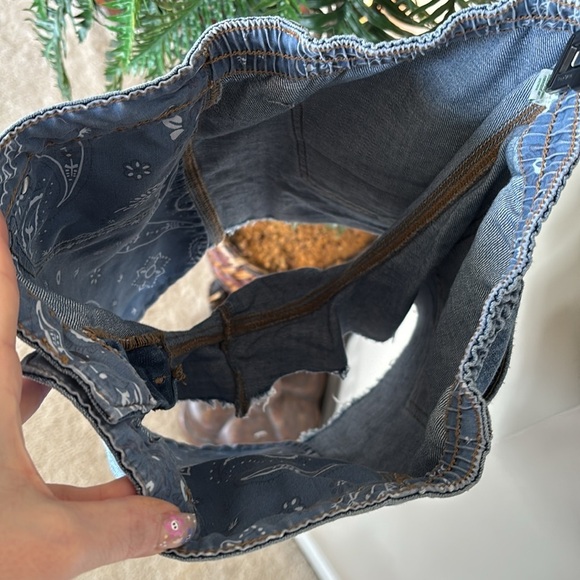 NWOT Aerie Daydream Denim Jean Shorts Distressed Stretch Waist Blue Soft Comfy - Picture 13 of 16